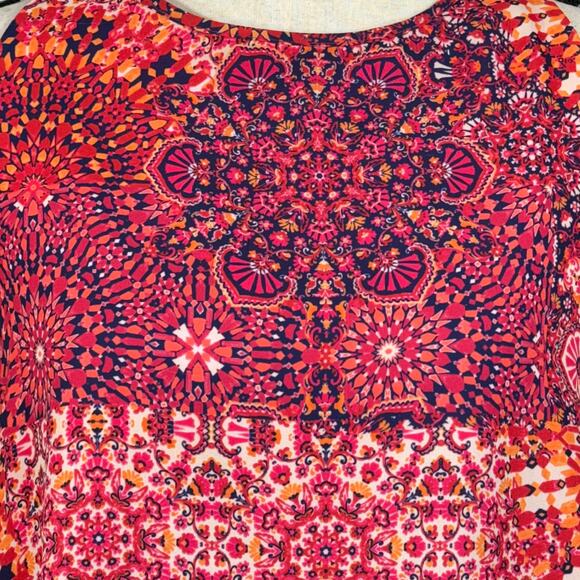 Adrienne Vittadini Medium Top Sleeveless Abstract Lined Keyhole Round Neck Multi - Picture 2 of 9